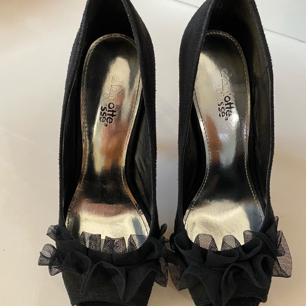 Gorgeous Black Heels - Picture 4 of 5